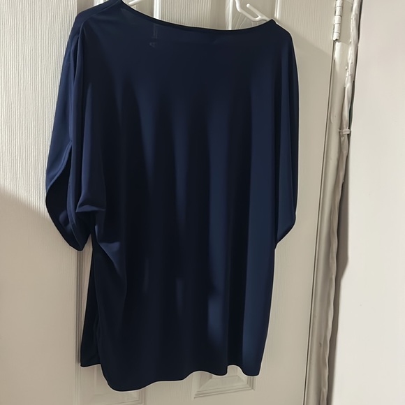 Laura women’s top size XL - Picture 6 of 8
